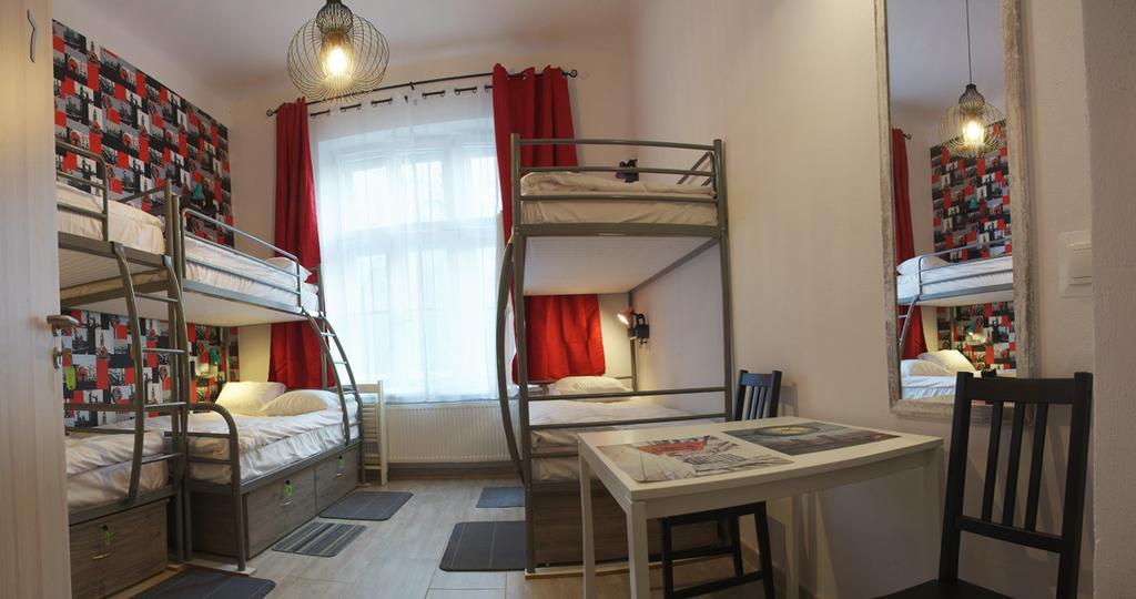 Lwowska 11 Hostal